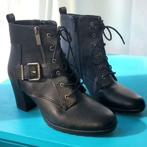 Kelly & Katie Black Booties Sz 8M